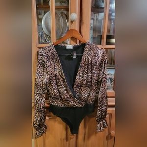 Leopard silky bodysuit! NWOT! Size large